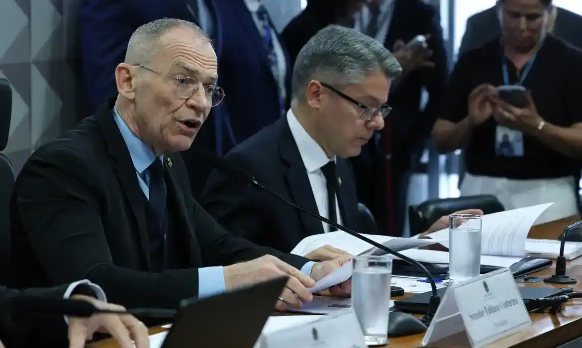 Imagem de Relatório da CPI do Crime Organizado é rejeitado no Senado após mudança na composição