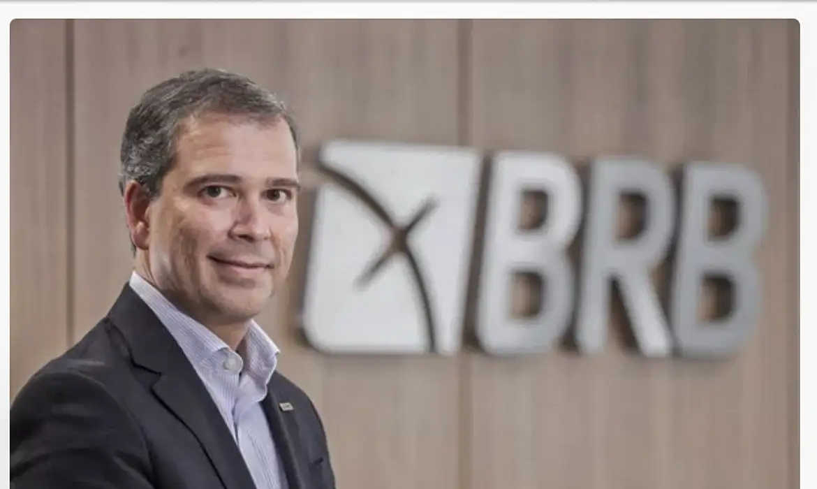 Imagem de Ex-presidente do BRB depõe à Polícia Federal sobre negociações com o Banco Master