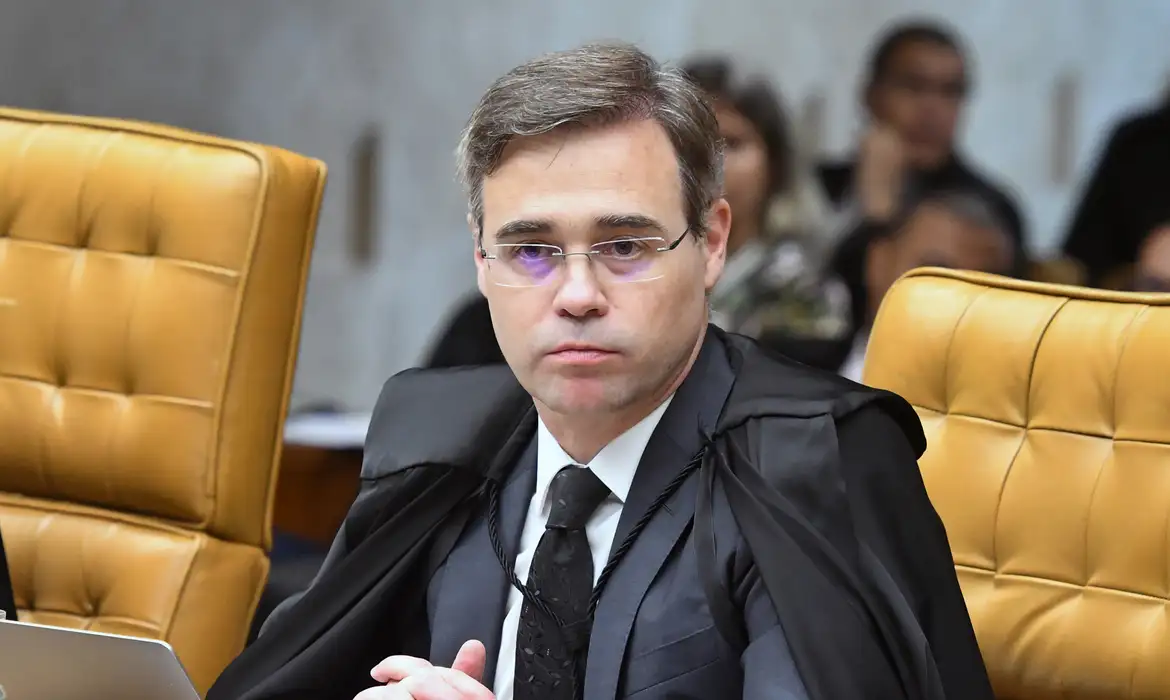 Imagem de Entorno de André Mendonça suspeita de vazamento ligado à defesa de Daniel Vorcaro