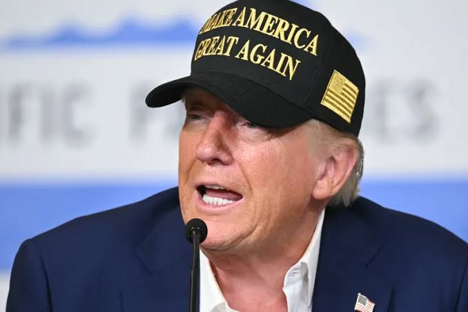 Imagem de Trump diz que Brasil vive cenário político “duro” após conversa com Lula no G7