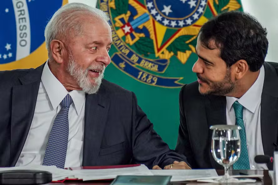 Imagem de Lula avalia nova indicação de Jorge Messias ao STF após rejeição no Senado