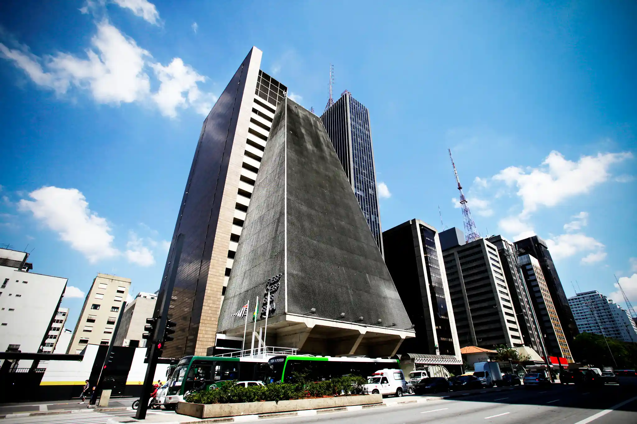 Imagem de Indústria atribui tarifa dos EUA à condução diplomática do governo Lula e alerta para perda de competitividade