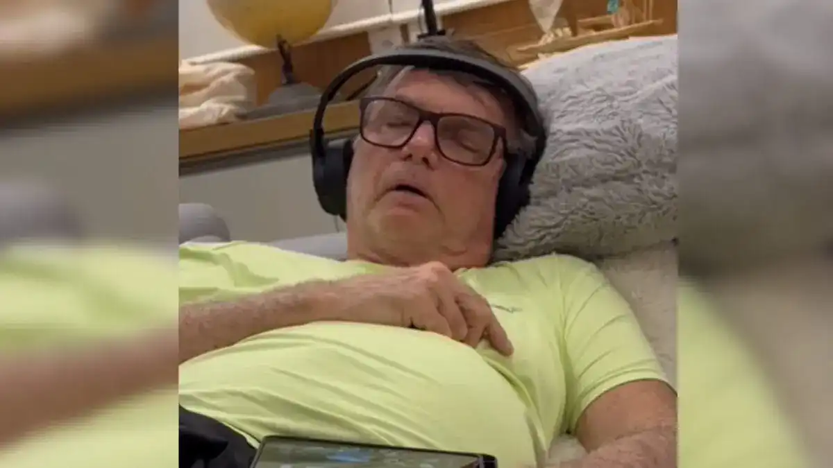 Imagem de Carlos Bolsonaro expõe quadro de saúde do pai e alerta para risco de morte na prisão