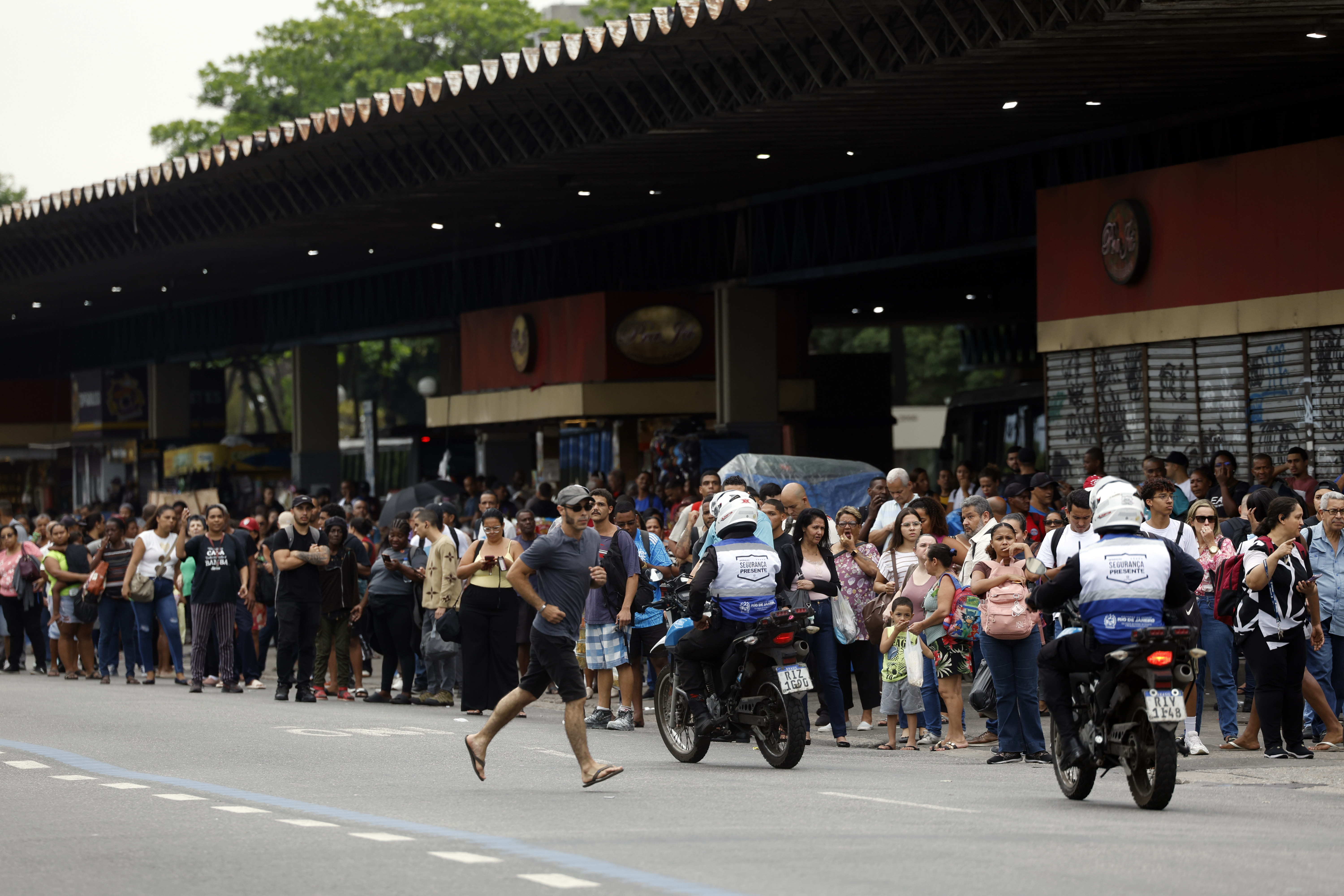 Imagem de Relatório da Defensoria aponta denúncias de abusos policiais durante megaoperação no Rio