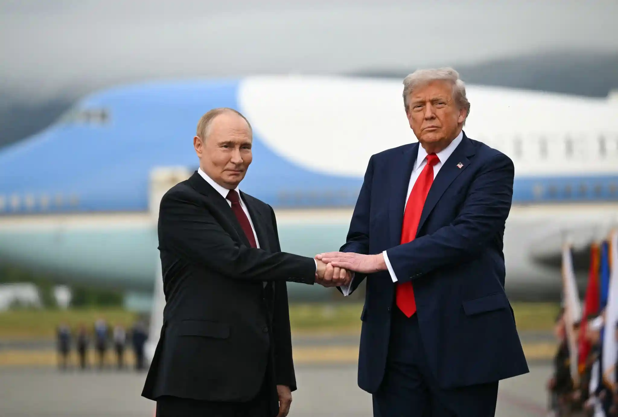 Imagem de Trump conversa com Putin e reforça apoio a negociações para encerrar guerra na Ucrânia