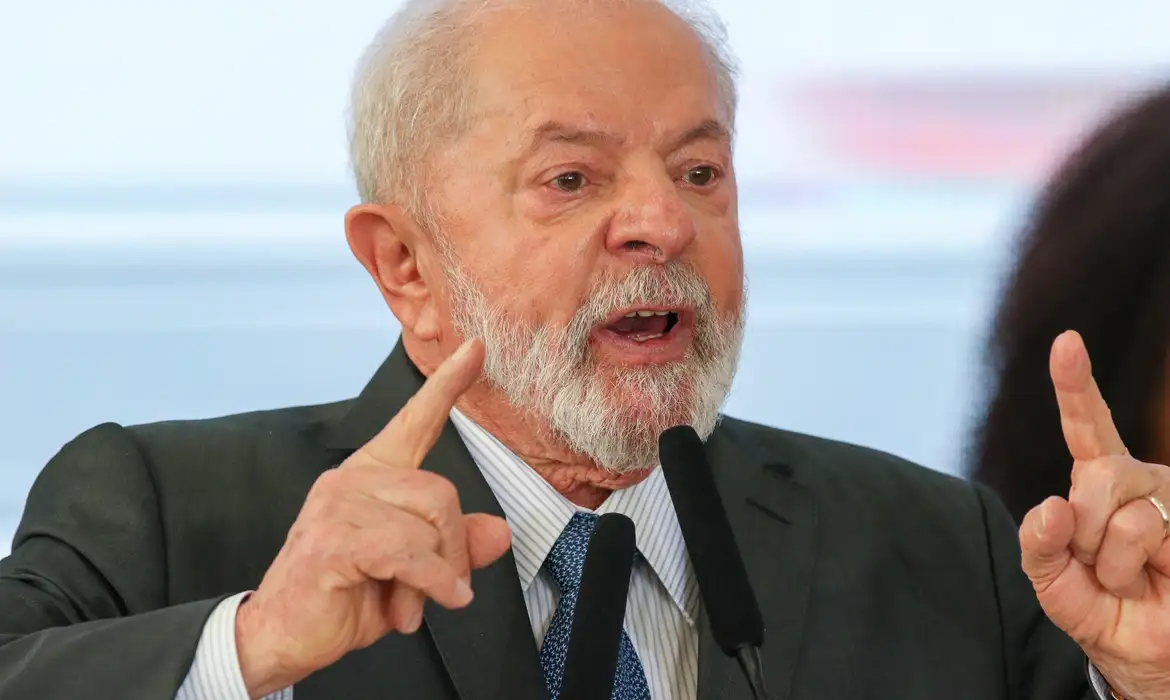 Imagem de Queremos chegar aos magnatas da corrupção, afirma Lula