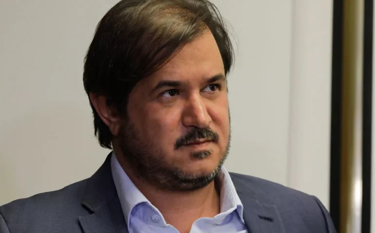 Imagem de Rueda dizia que ganharia bilhões para intermediar venda do Master