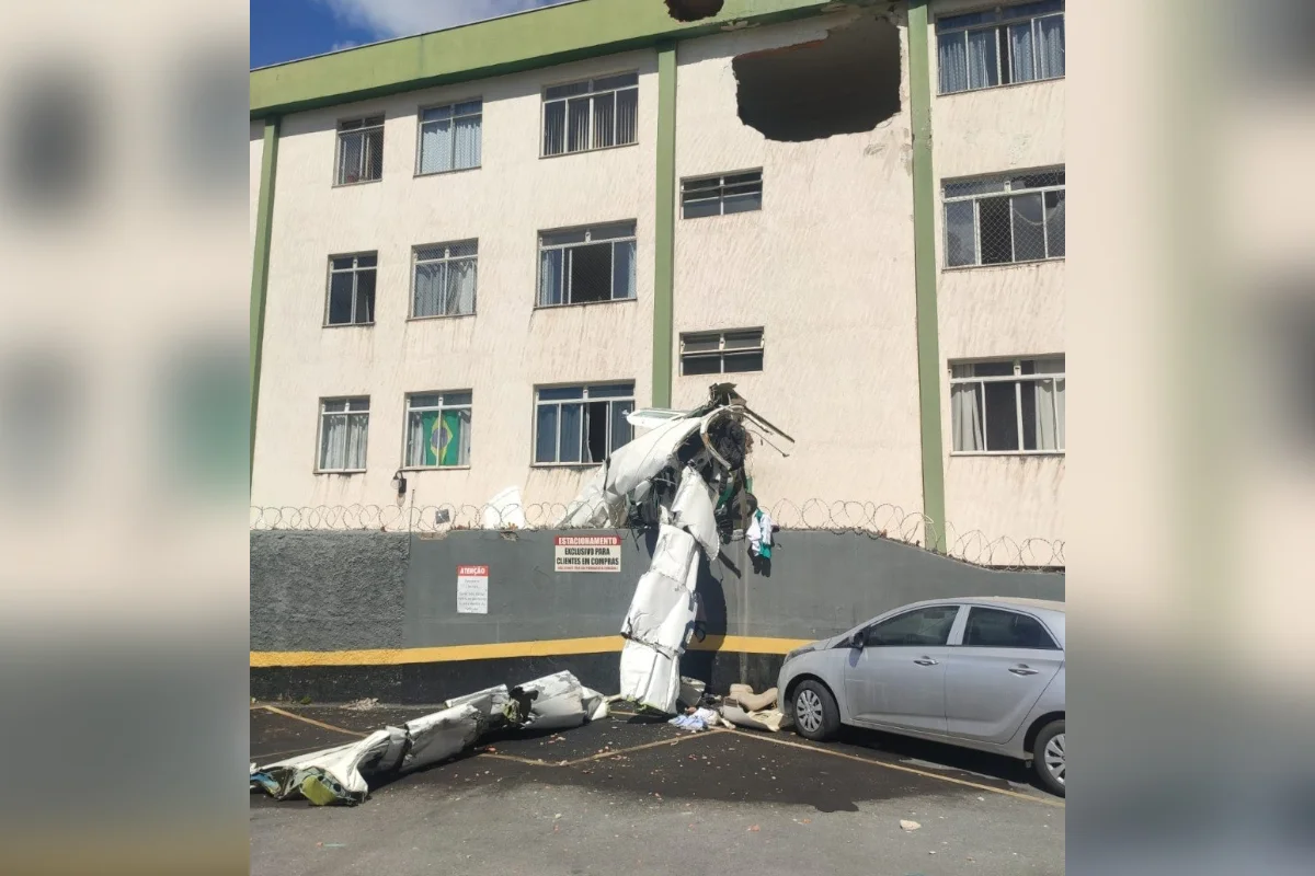 Imagem de Acidente aéreo em BH deixa três mortos após queda de avião em área residencial