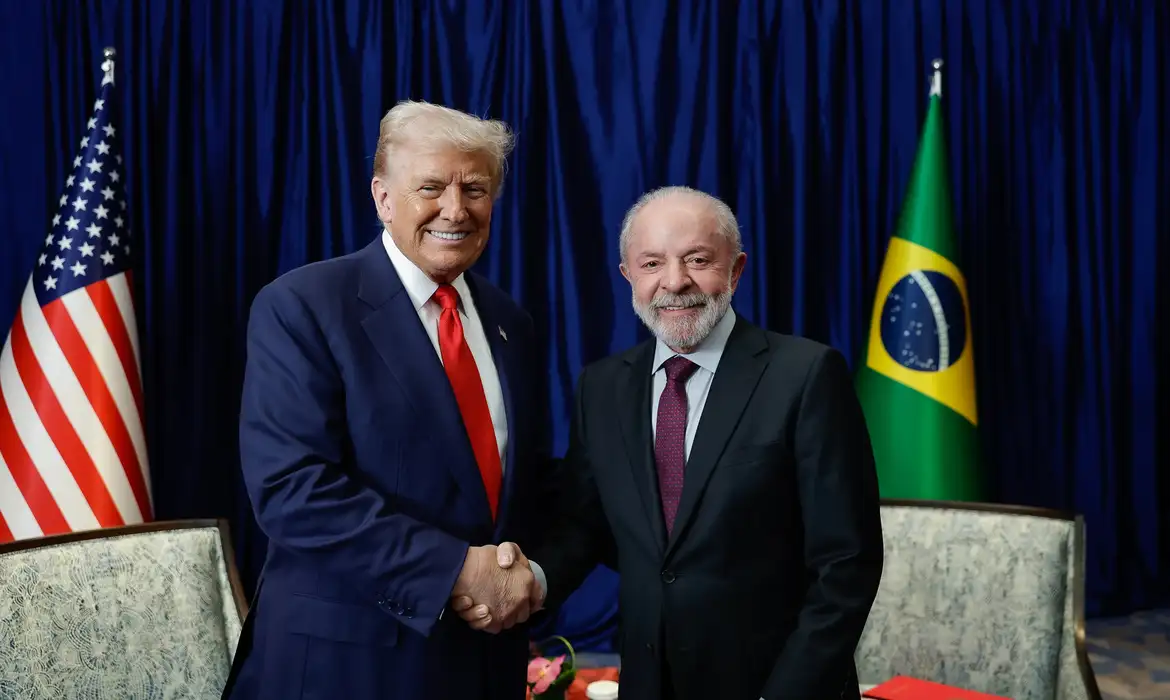 Imagem de Lula e Trump discutem cooperação econômica, combate ao crime organizado e agenda internacional