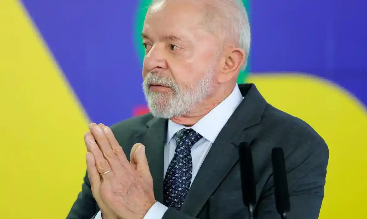 Imagem de Lula afirma que “não vai se humilhar” ao descartar ligação com Trump em meio à crise tarifária