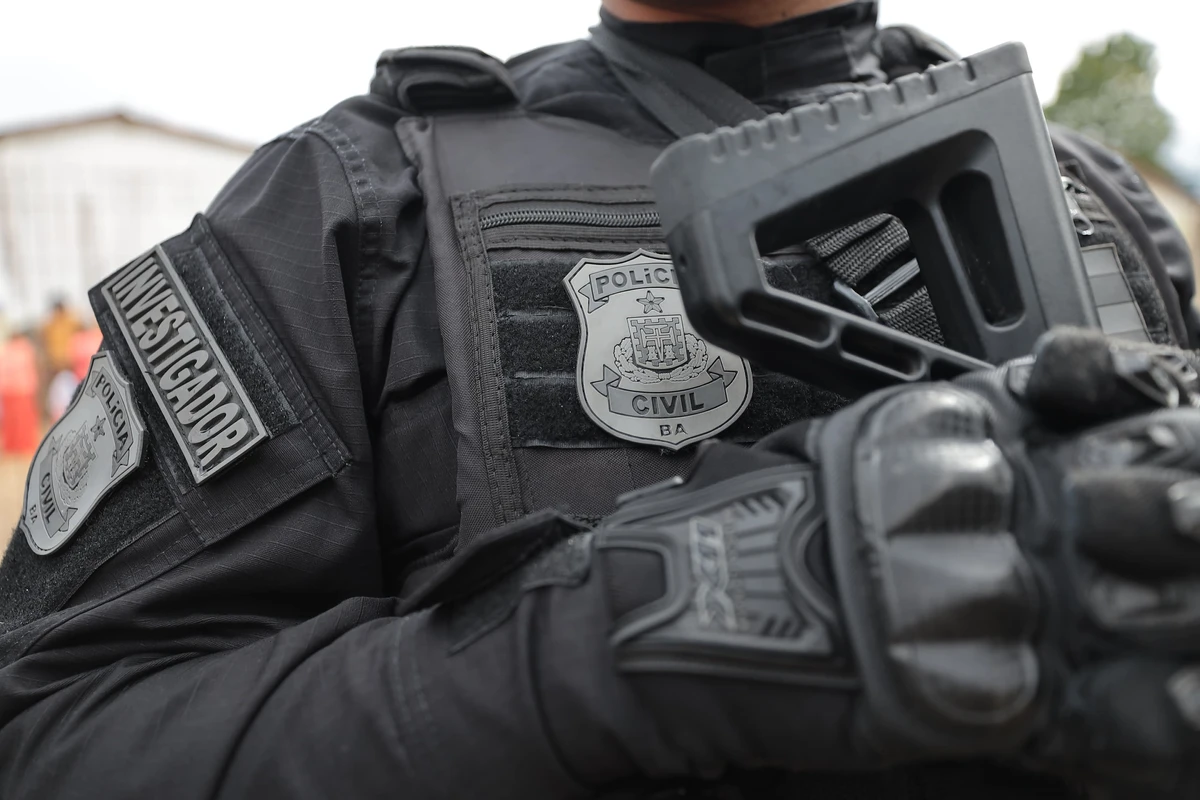Imagem de Mulher é atacada com ácido pelo companheiro na Bahia; suspeito é preso em flagrante