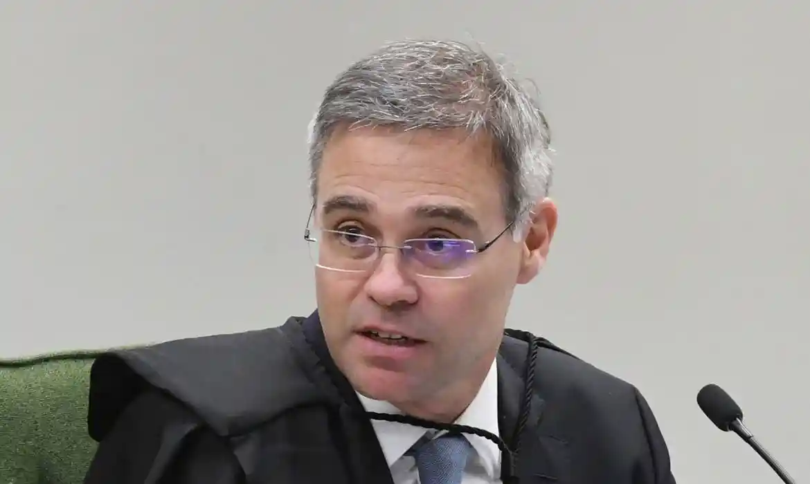 Imagem de Embate entre André Mendonça e Polícia Federal amplia tensão na investigação sobre fraudes no INSS