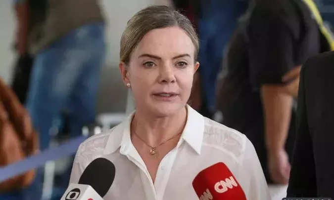 Imagem de “Se houver envolvimento, terá de responder”, diz Gleisi sobre investigação contra Jaques Wagner