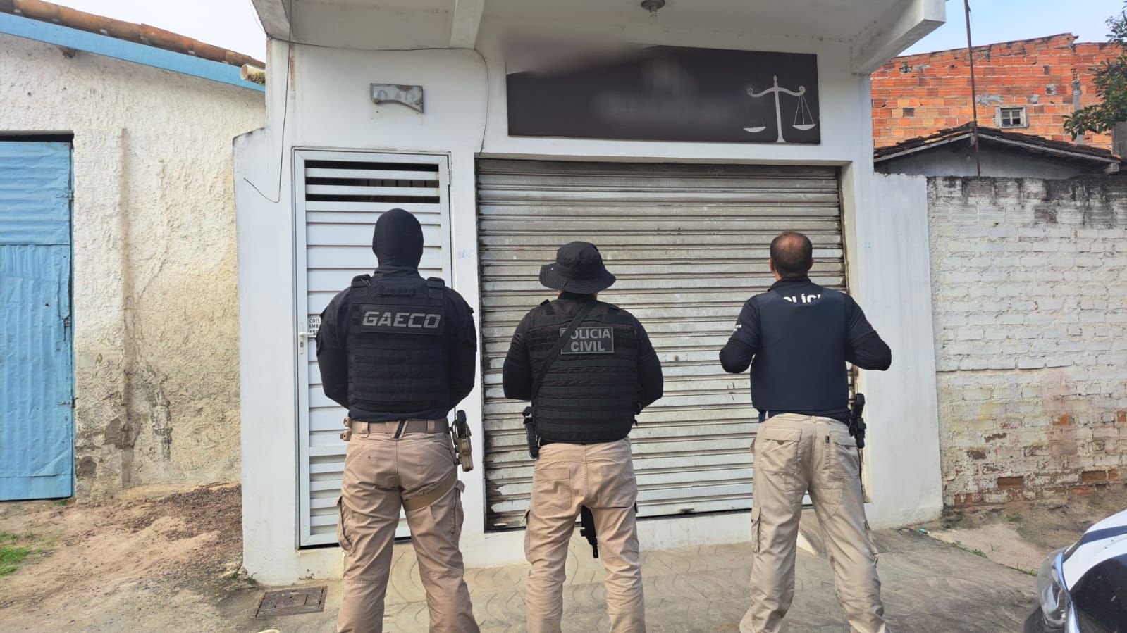 Imagem de Operação Dupla Face: Advogado é preso por integrar facção criminosa atuante em Conjunto Penal de Eunápolis