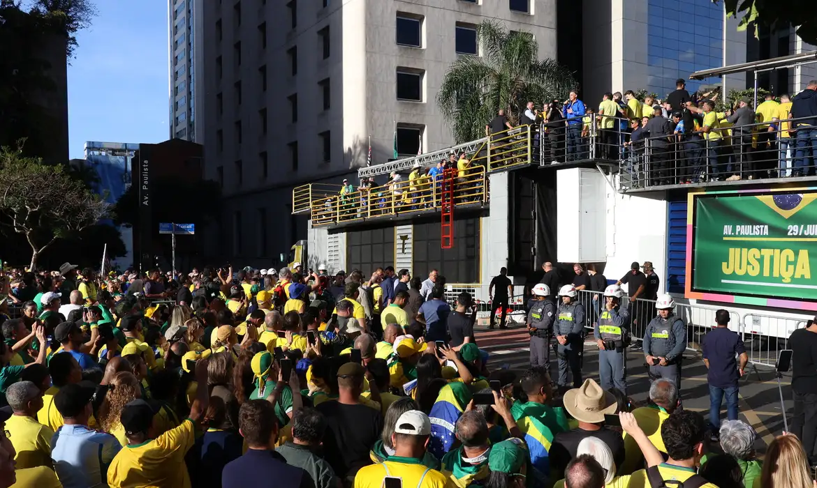 Imagem de Oposição convoca atos nacionais contra Lula e ministros do STF