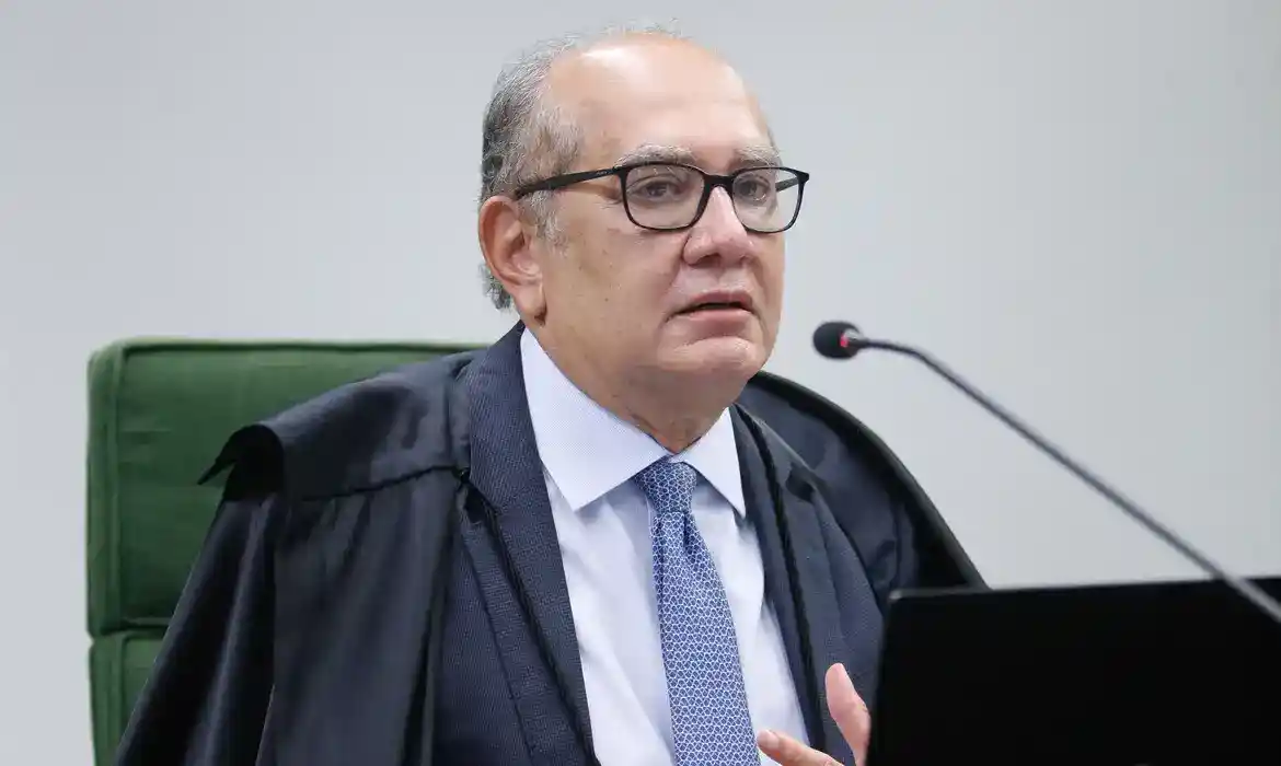 Imagem de Gilmar Mendes volta a pedir acesso integral aos dados do celular de Vorcaro