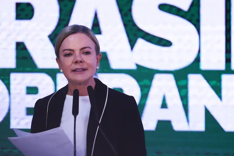 Imagem de Gleisi age para barrar projeto que equipara facções a terroristas