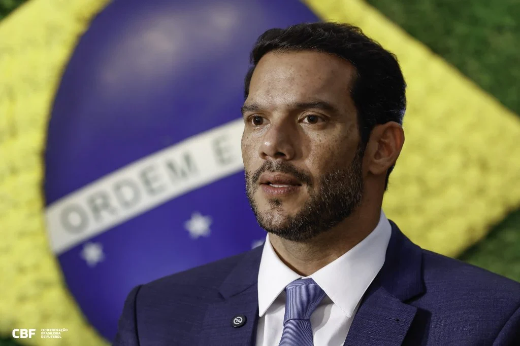 Imagem de Presidente da CBF usa verba da entidade em viagens internacionais com mulheres, diz portal