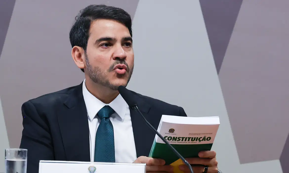 Imagem de Jorge Messias afirma que fé não se sobrepõe à Constituição em sabatina no Senado