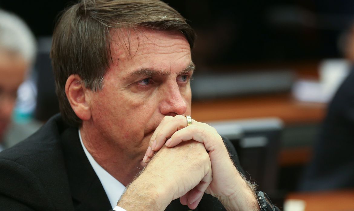 Imagem de Moraes determina destinação de armas apreendidas de Bolsonaro ao Exército