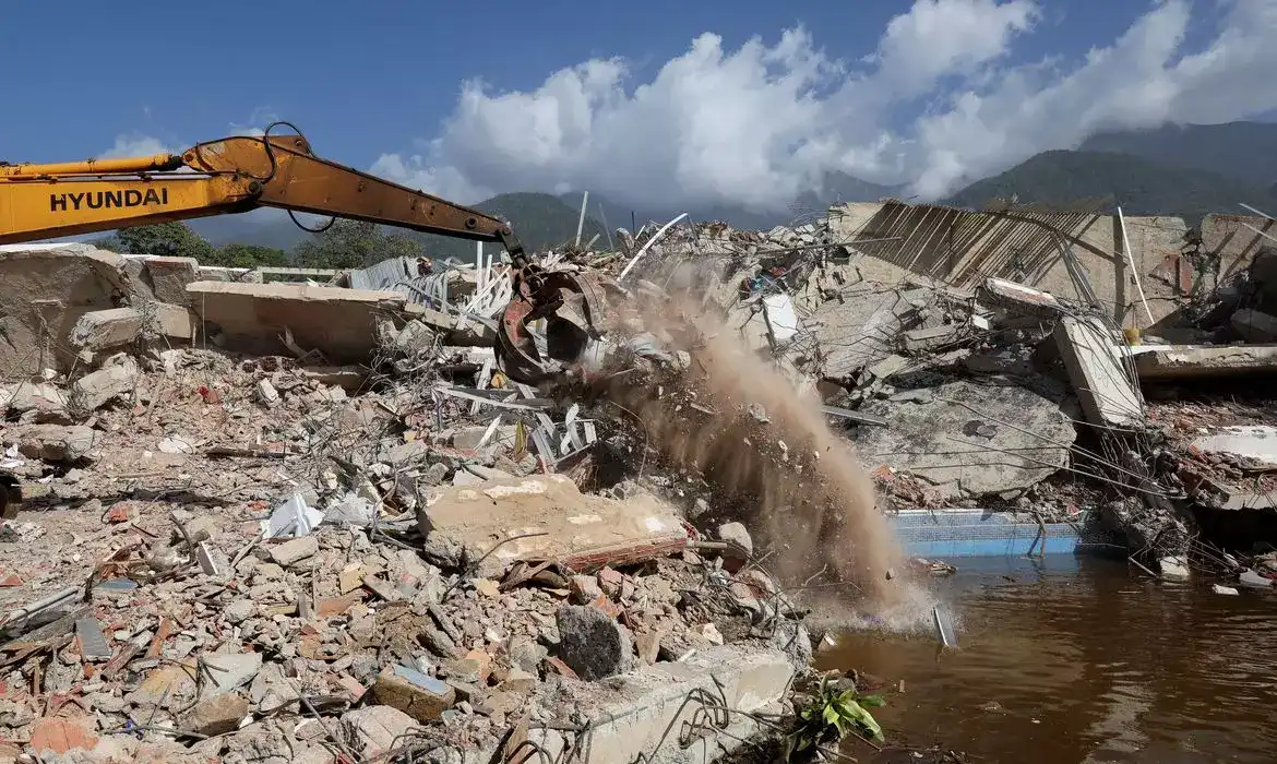 Imagem de Número de mortos por terremotos na Venezuela sobe para 3,8 mil