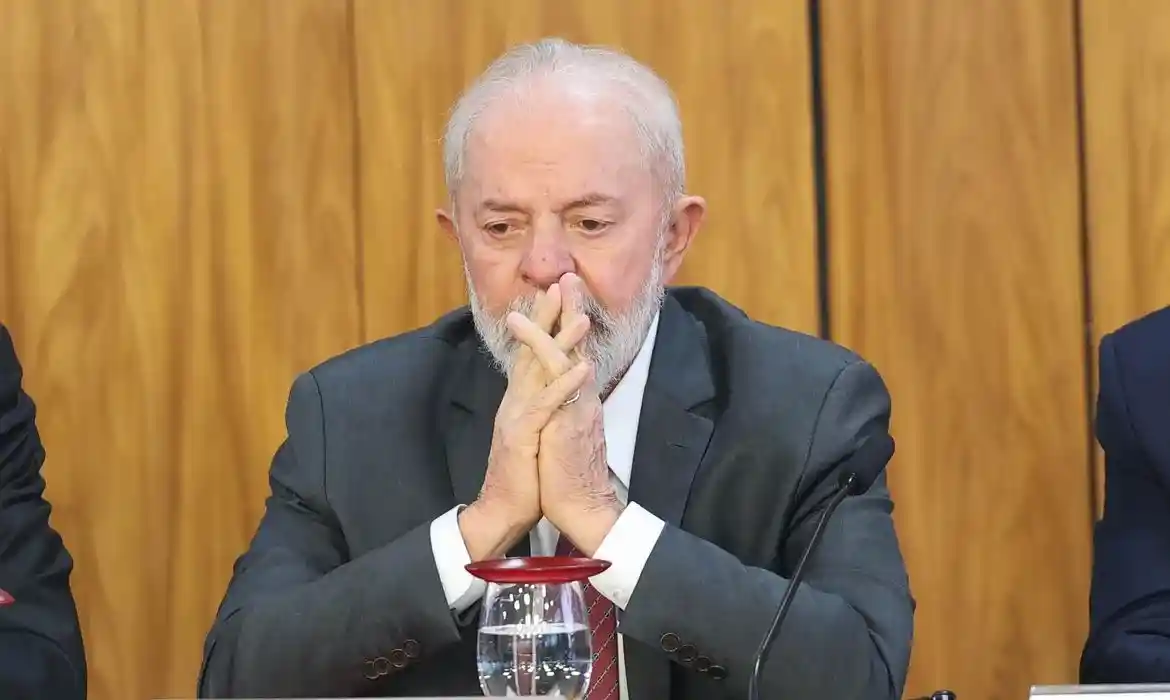 Imagem de 43% dos brasileiros classificam governo Lula como ruim ou péssimo