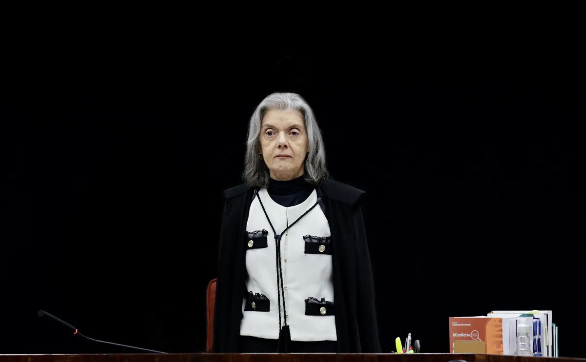 Imagem de Cármen Lúcia afirma que estaria “na prisão” caso "golpe" tivesse sido efetivado