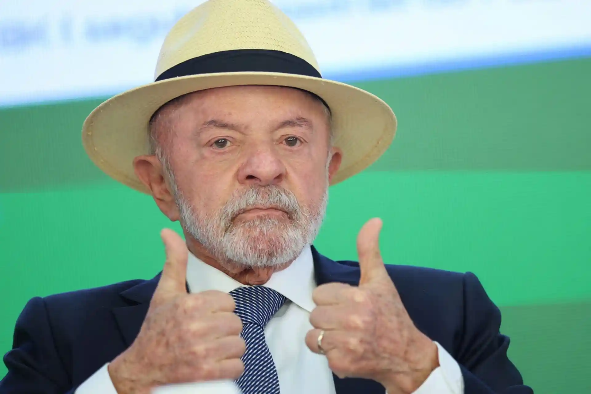 Imagem de Lula cobra quebra de sigilo em investigação sobre o Banco Master