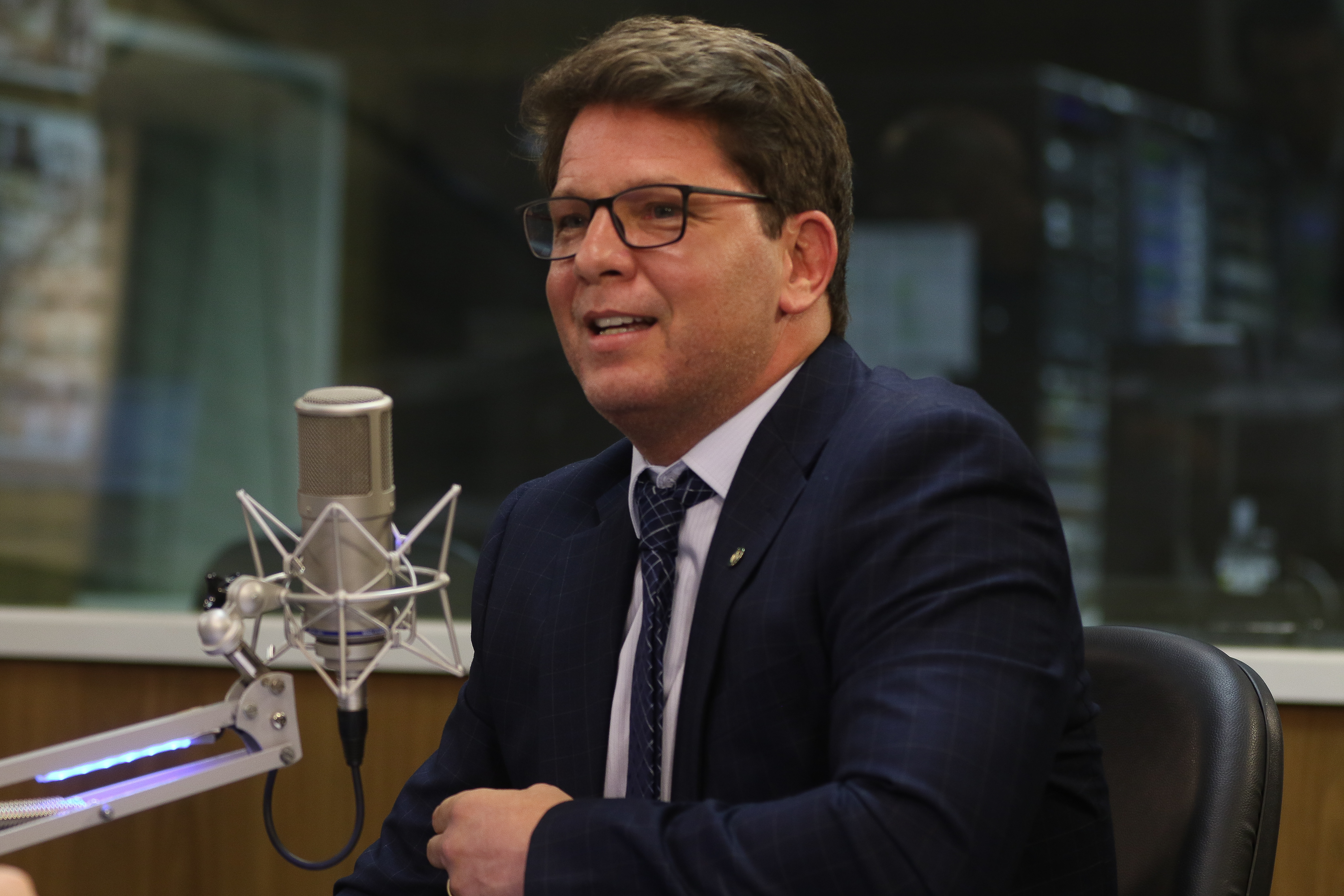 Imagem de Flávio Dino manda Câmara informar endereços de Mario Frias em investigação sobre emendas