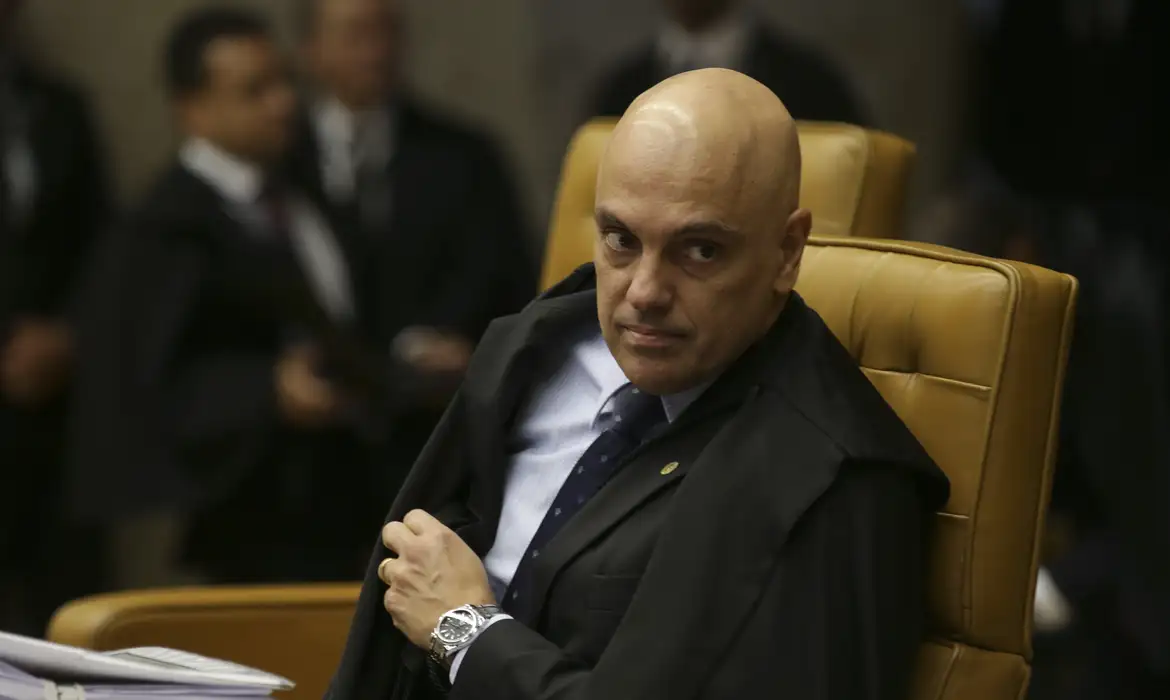 Imagem de Justiça dos EUA autoriza citação de Moraes por e-mail