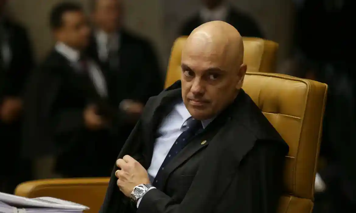 Imagem de Justiça dos EUA autoriza citação de Moraes por e-mail