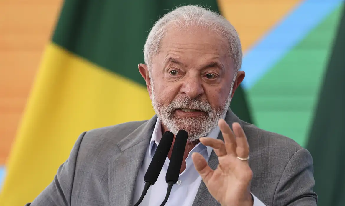 Imagem de Câmara reage a decretos de Lula sobre redes sociais e deputados apresentam propostas para barrar novas regras