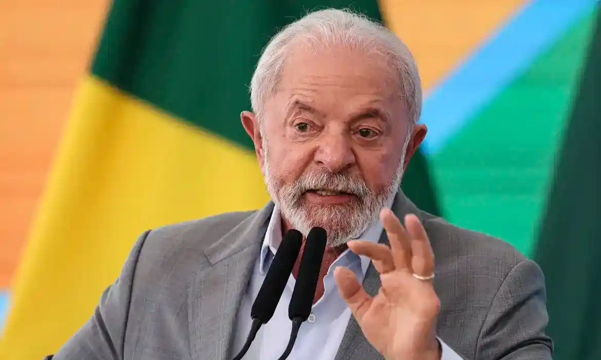 Imagem de Câmara reage a decretos de Lula sobre redes sociais e deputados apresentam propostas para barrar novas regras