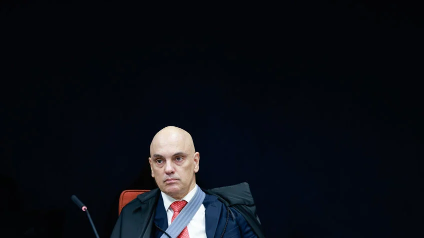 Imagem de Justiça dos EUA volta a intimar Alexandre de Moraes em processo movido por empresas ligadas a Trump