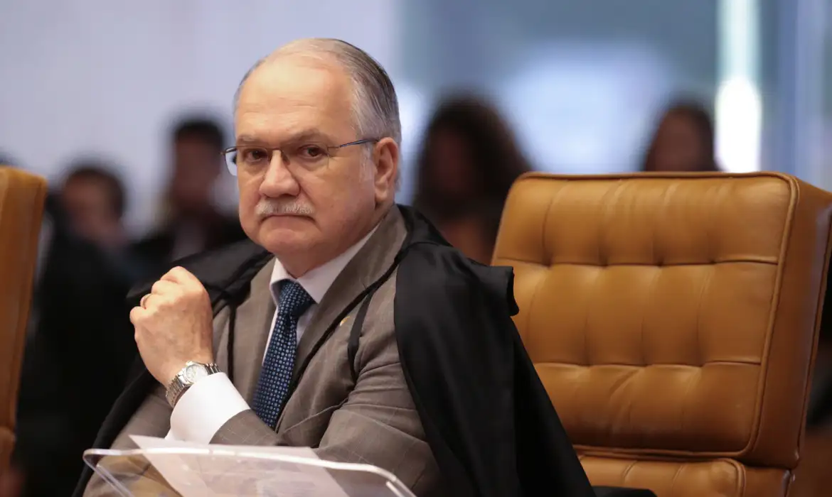 Imagem de Fachin defende código de conduta no STF e alerta para risco de intervenção externa