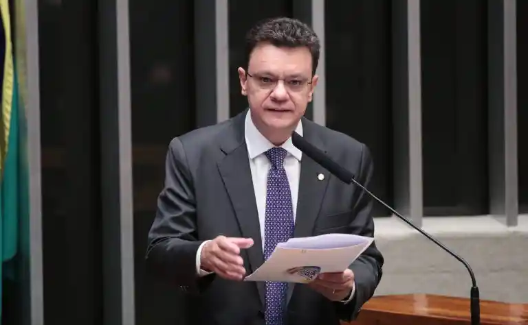 Imagem de Câmara elege deputado do PT para vaga no Tribunal de Contas da União