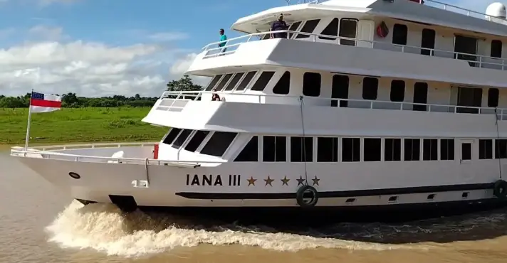 Imagem de Barco de Lula na COP30 consome 135 litros de diesel por hora e expõe contradição ambiental