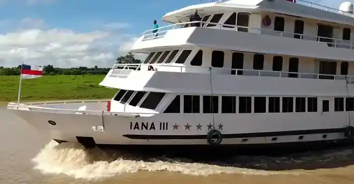 Imagem de Barco de Lula na COP30 consome 135 litros de diesel por hora e expõe contradição ambiental