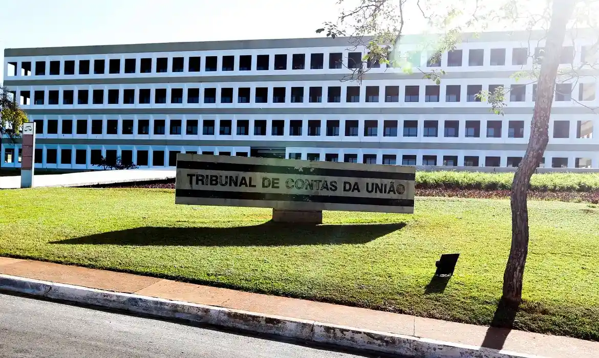 Imagem de TCU já aprovou sala VIP para ministros do STJ e pode criar precedente para TST