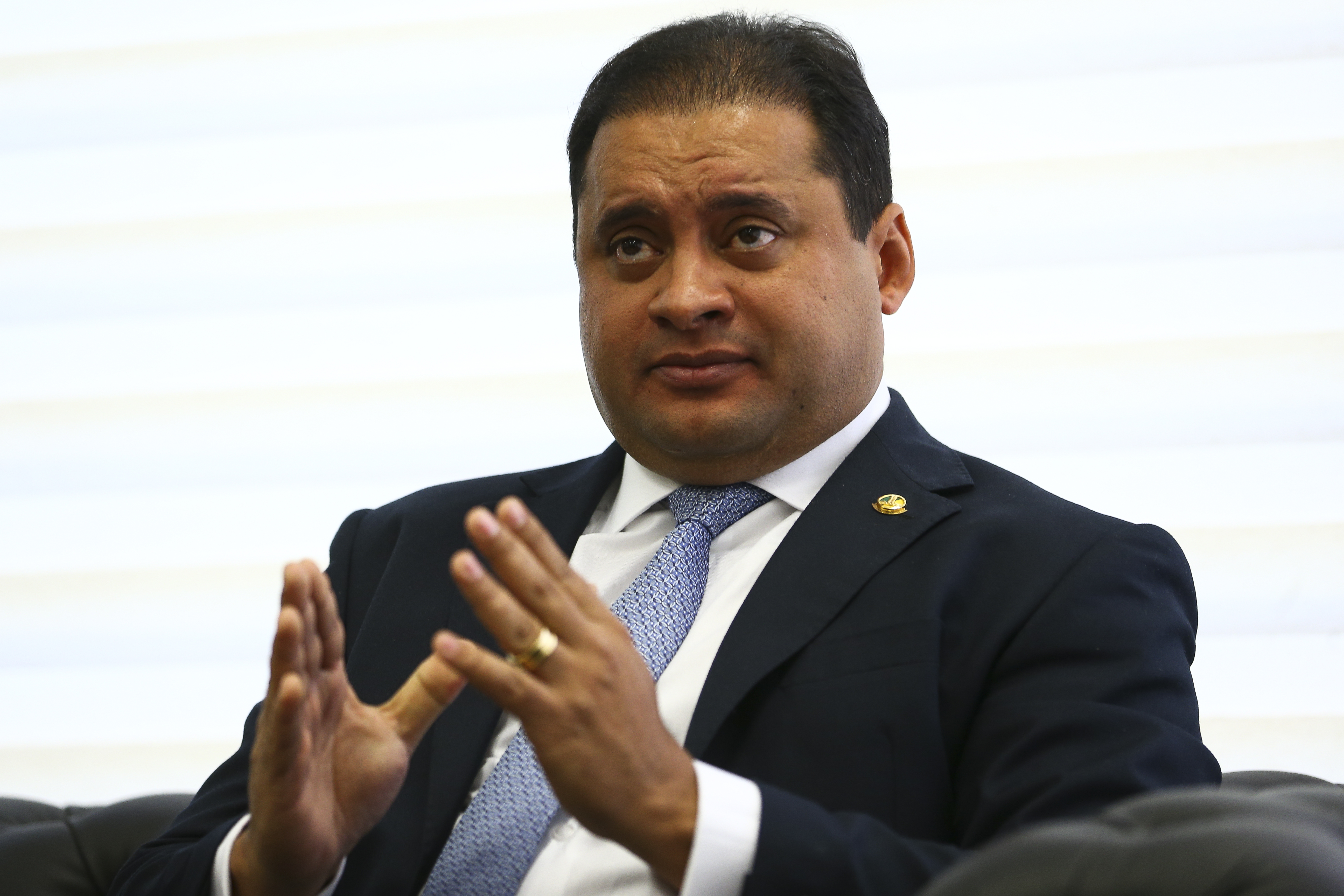 Imagem de Ministro do STF concede domiciliar a ex-assessor ligado à fraude bilionária no INSS