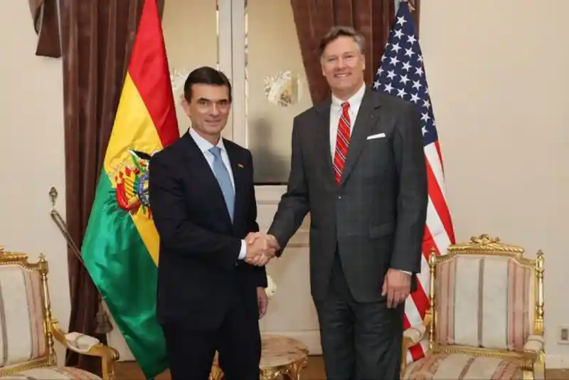 Imagem de Bolívia rompe com o eixo socialista e retoma aproximação com os Estados Unidos