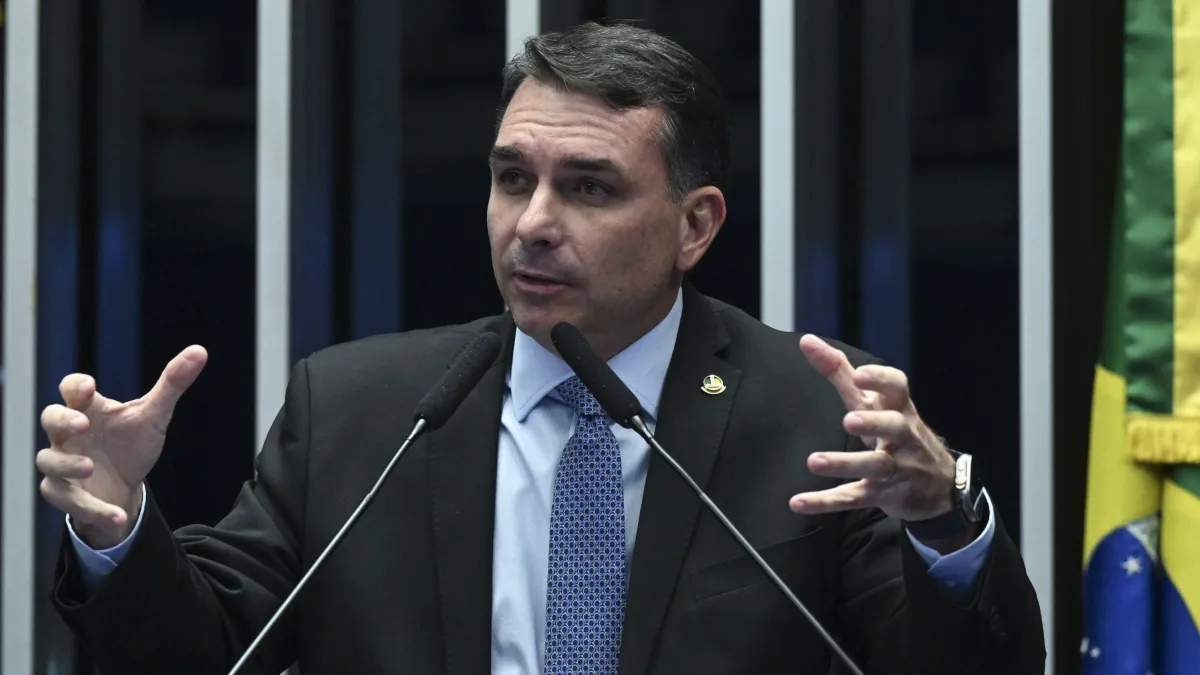 Imagem de Real Time Big Data mostra Flávio Bolsonaro à frente de Lula em Mato Grosso do Sul
