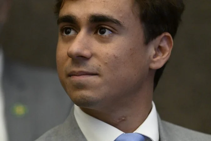 Imagem de Conselho ligado ao governo Lula aciona MP contra Nikolas Ferreira