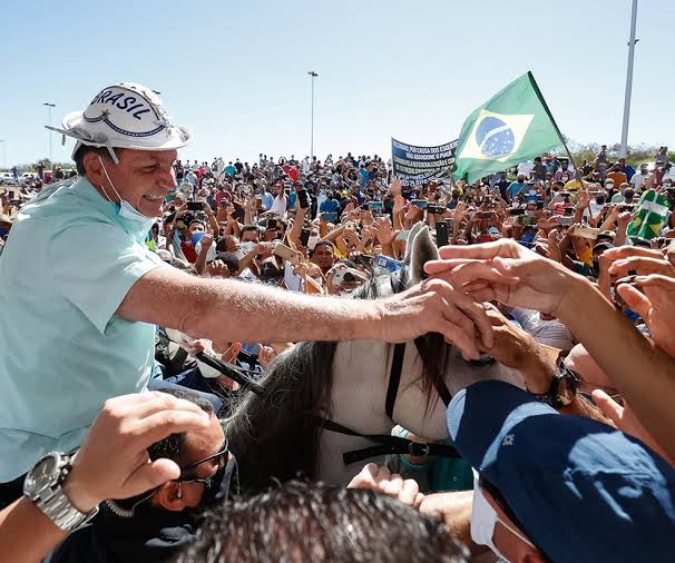 Ex-presidente Jair Bolsonaro em visita ao Nordeste
