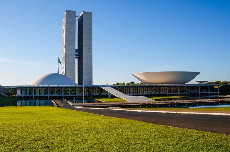 Imagem de Senado aprova crédito de R$ 15 bilhões para empresas afetadas por tarifas dos EUA