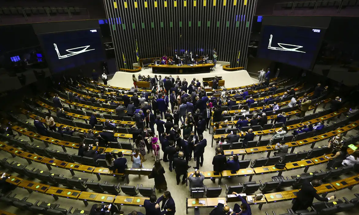 Imagem de Câmara pede ao STF rejeição de ações contra Lei da Dosimetria e defende validade da norma