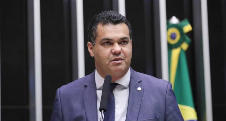 Imagem de Deputado Dal Barreto é alvo de operação da PF por suspeita de fraudes em licitações