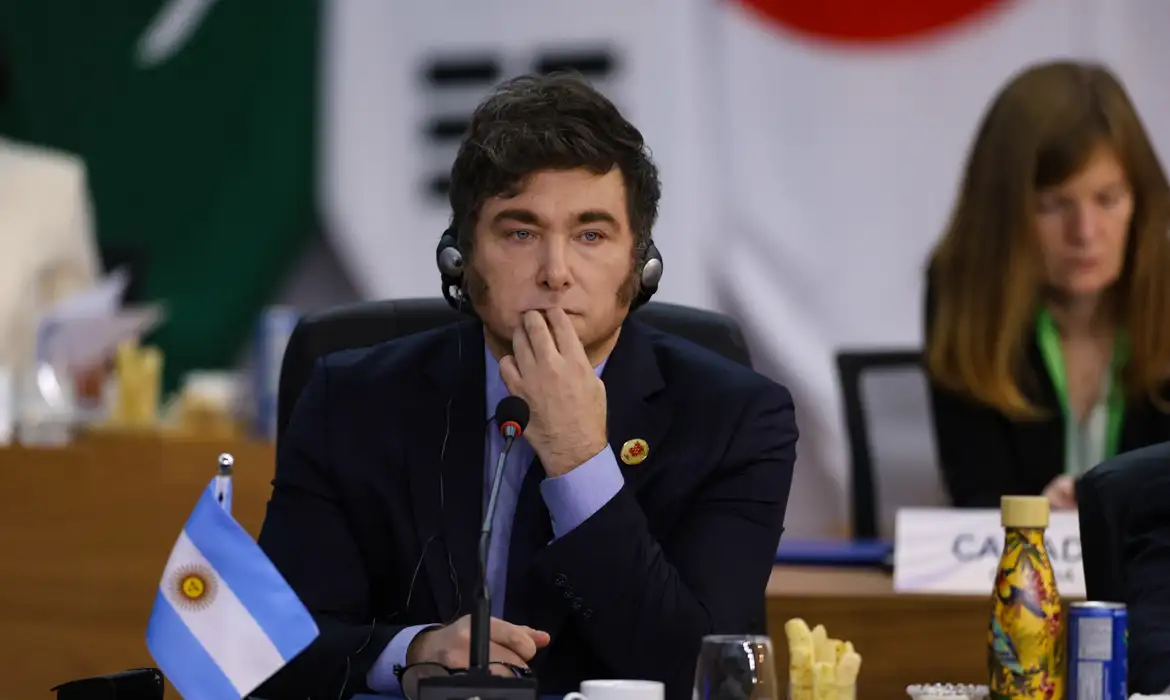 Imagem de Milei corta impostos do agro na Argentina