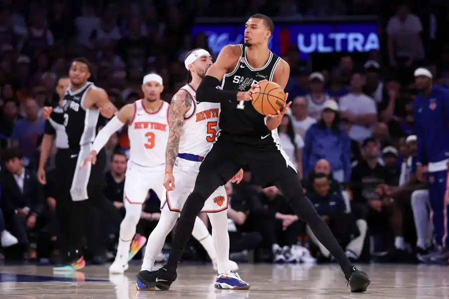 Imagem de Wembanyama lidera reação dos Spurs e mantém finais da NBA em aberto