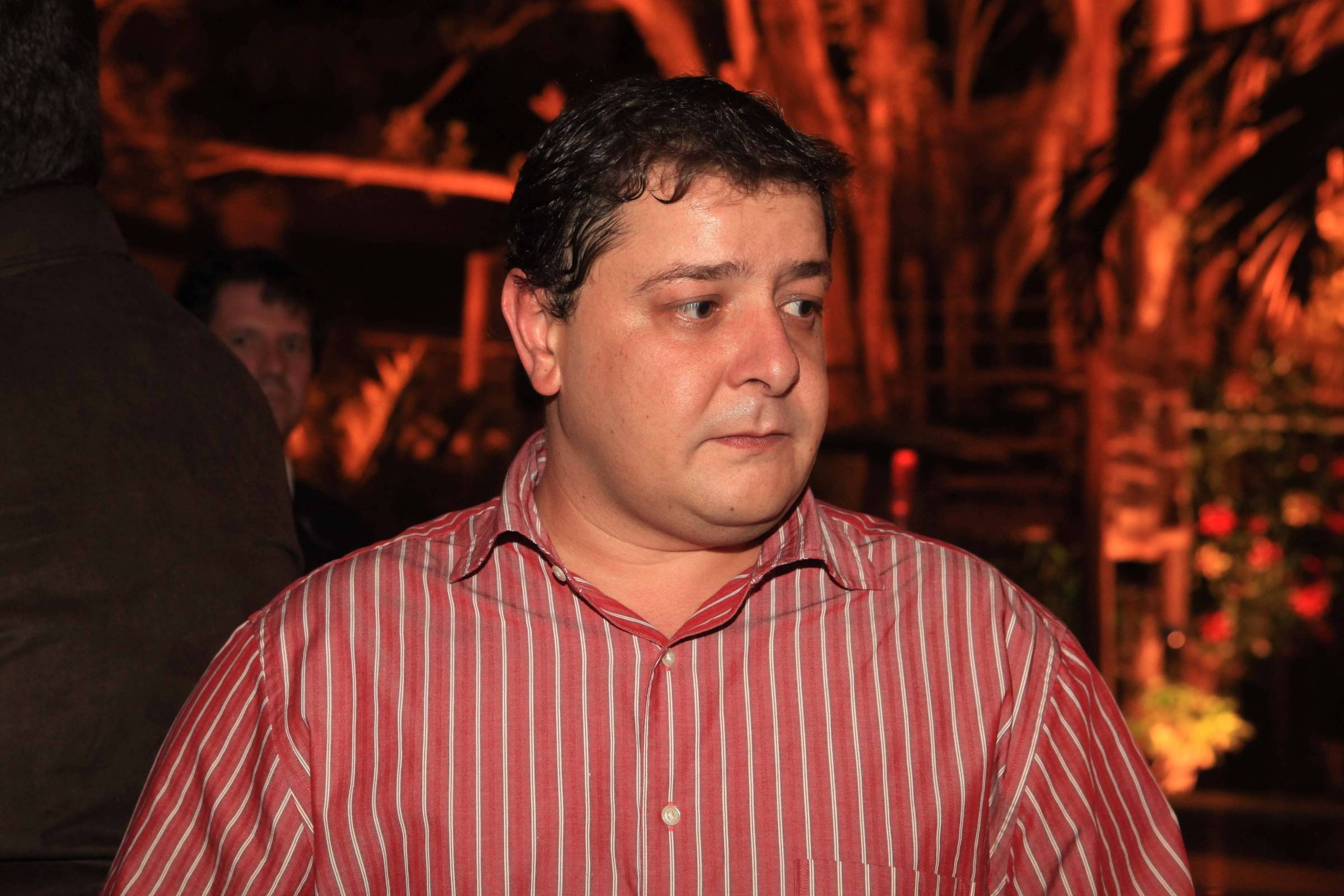 Imagem de PF confirma viagem de luxo de Lulinha com empresário ligado ao escândalo do INSS